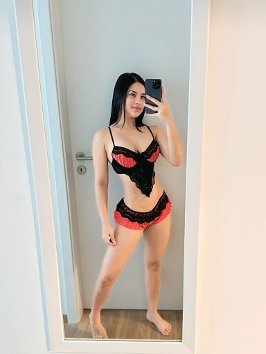 Noa (18), Bratislava - Ružinov, sex privát a escort