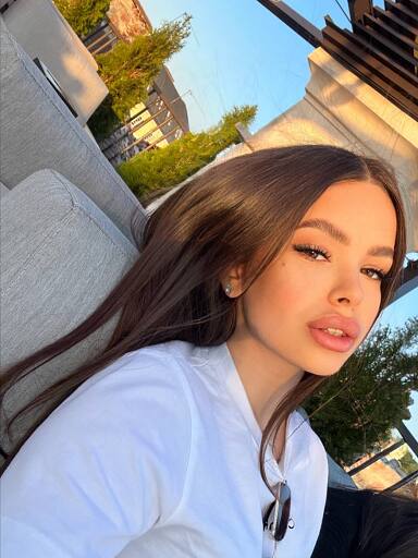 Michelle, Bratislava - Ruzinov, 19 years