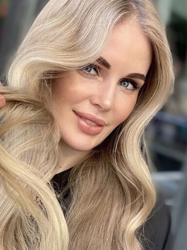 Lisa, Bratislava - Staré Mesto, 24 rokov