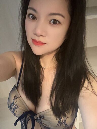 Sweetheart, Trnava, 23 years