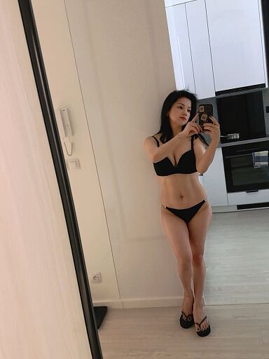 Kitty, Trnava, 23 rokov