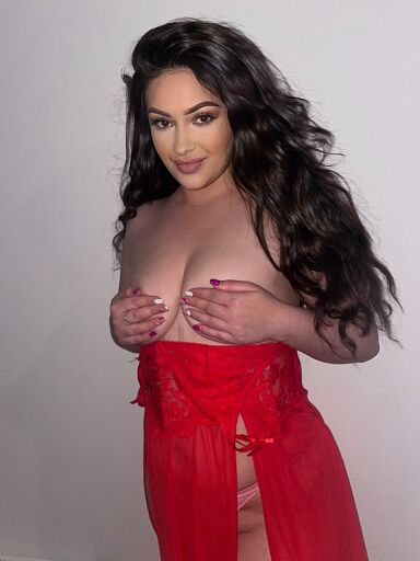 Vannesa, Bytca, 22 years