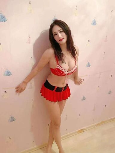 Mia, Trencin, 26 years