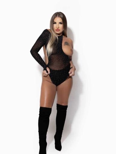 Neli, Bratislava - Ruzinov, 42 years