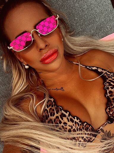 Jessy Cz, Bratislava - Vrakuňa, 27 rokov