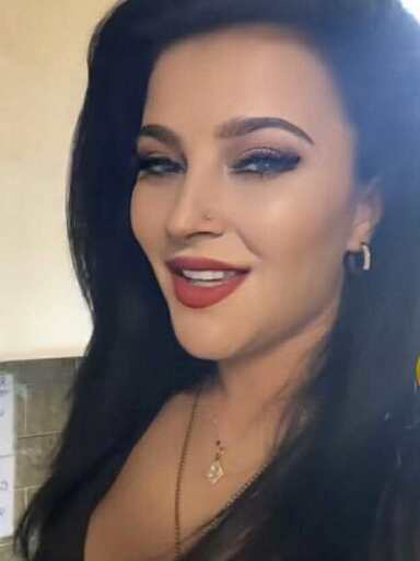 Vanessa, Nové Zámky, 23 rokov