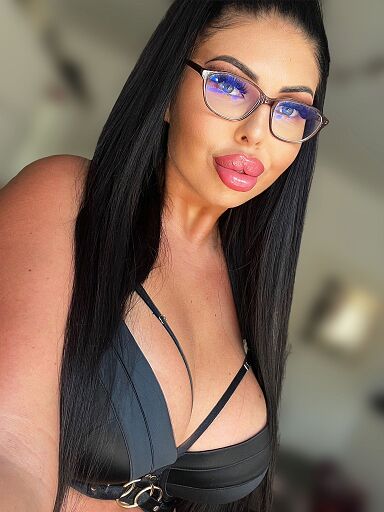 Mimi, Bratislava - Lamač, 24 rokov