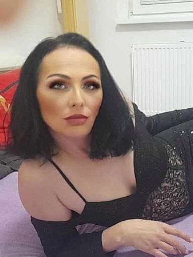 Neskrotná Viven, Bratislava - Karlova Ves, 39 rokov