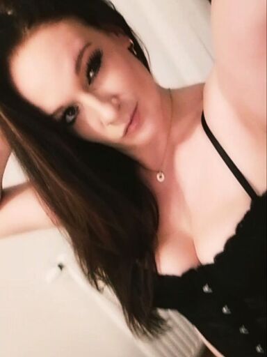 Peťka Cz, Bratislava - Petržalka, 32 rokov