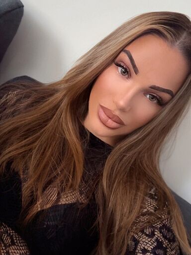 Sztella, Senica, 23 years