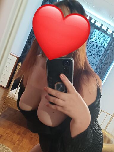 Lenka, Šaľa, 32 rokov