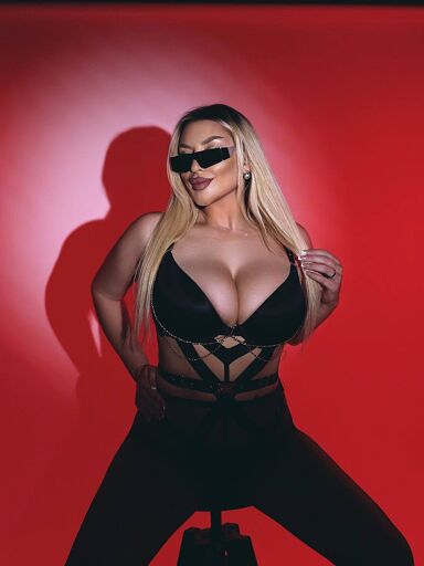 Mama Dobermana, Bratislava - Stare Mesto, 23 years