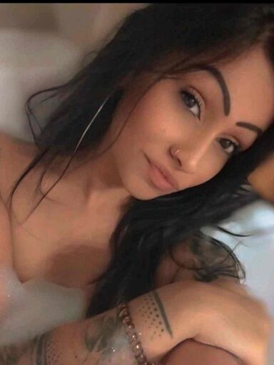 Naomi, Komárno, 30 rokov