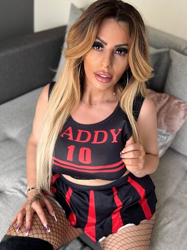 Natalie Milf, Nove Zamky, 40 years