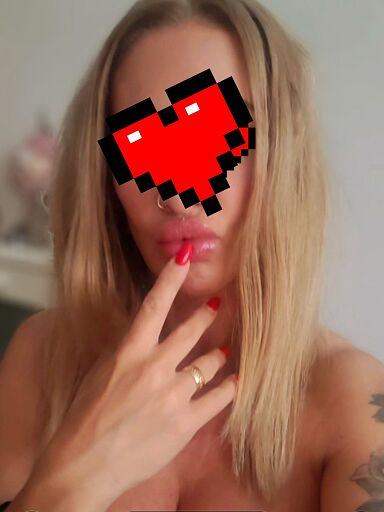 Hot Kiara, Senec, 39 years