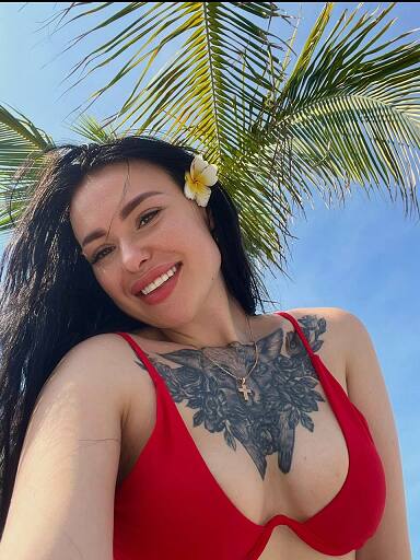 Amina, Bratislava - Karlova Ves, 19 rokov