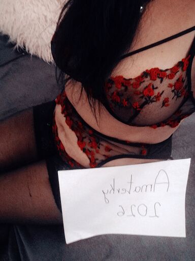 Naty aj Masáž, Nove Zamky, 32 years