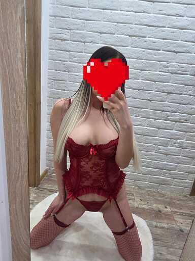 Laura, Povazska Bystrica, 29 years