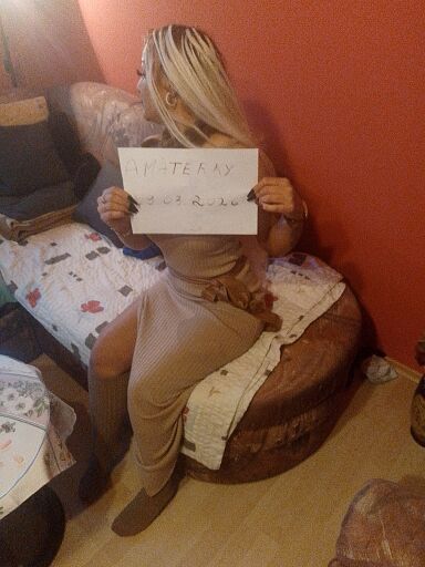 Pamela, Komárno, 26 rokov