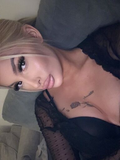 Emilia, Bratislava - Staré Mesto, 21 rokov