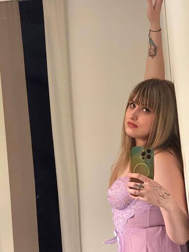 Lola Perverz, Prešov, 23 rokov