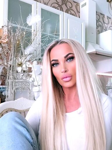 Jully, Malacky, 40 rokov