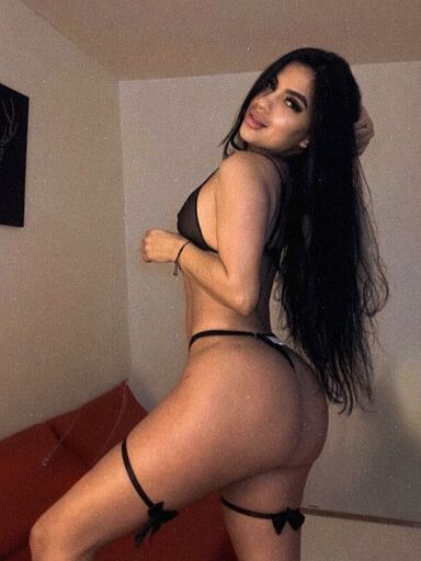 Delanie Análsex, Bratislava - Stare Mesto, 24 years