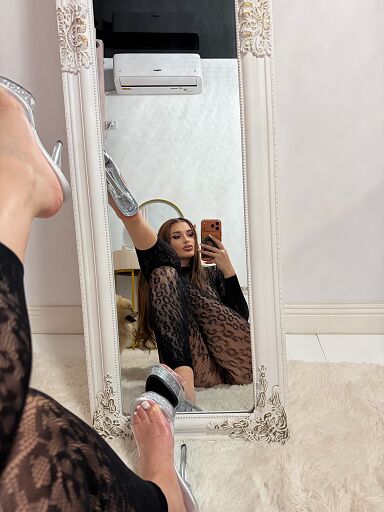 Clara Party, Bratislava - Ružinov, 24 rokov