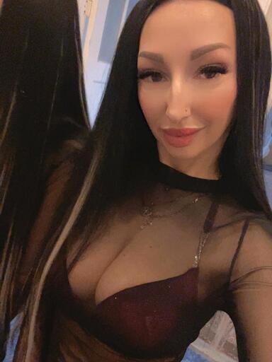 Jennifer, Nitra, 28 rokov