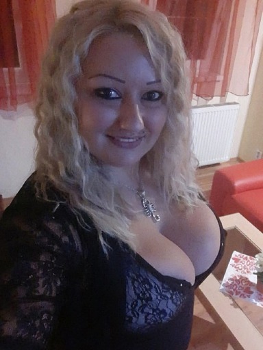 Viky, Bratislava - Vrakuňa, 28 rokov
