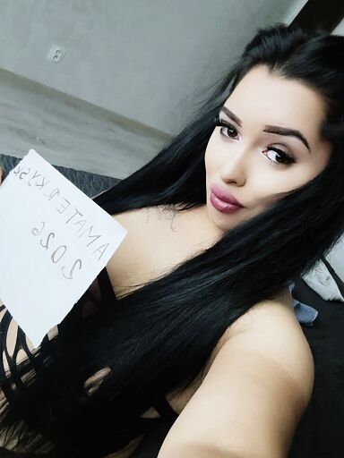 Lina, Dunajska Streda, 23 years