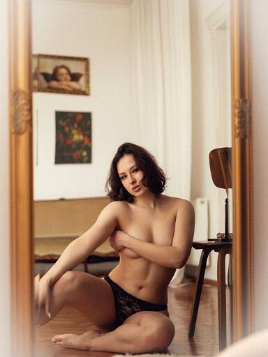 Ella, Bratislava - Nove Mesto, 18 years