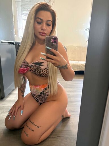 Isabella, Komárno, 24 rokov