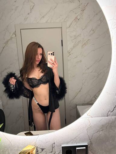 Milana, Bratislava - Nové Mesto, 23 rokov