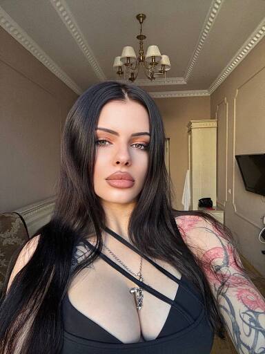Alisa, Bratislava - Staré Mesto, 21 rokov