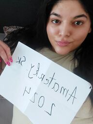 Šťavnatá Mia, Nitra, 27 rokov