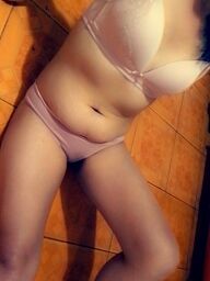 Sex escort - Kiara (31), Sered, ID:20946