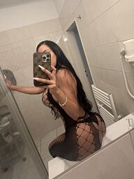 Sex privát a escort - Mía Latina (25), Bratislava - Staré Mesto, ID:21284 | Amaterky.sk