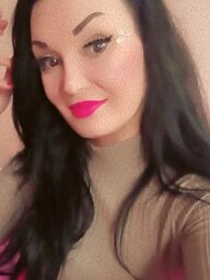 Sex privát a escort - Sexy Silvia (24), Nové Zámky, ID:24019 | Amaterky.sk