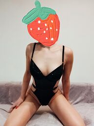 Karolina (32), Žilina, sex privát