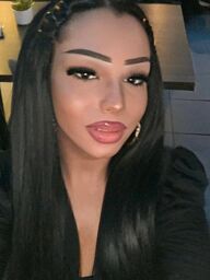 Trans Cynthia (21), Handlová, sex escort