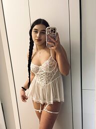 Emilia (18), Žilina, sex privát a escort