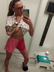 Laura, Banská Bystrica, 33 rokov