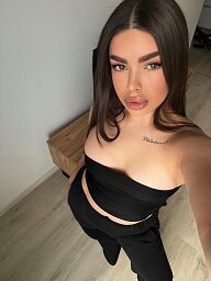 Michelle, Bratislava - Ruzinov, 19 years