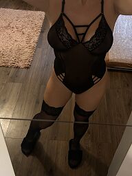 Nuru Vivien, Bratislava - Vrakuňa, 33 rokov