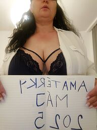Sandra, Bratislava - Ruzinov, 41 years