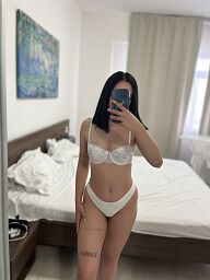 Mia Bby, Bratislava - Staré Mesto, 22 rokov
