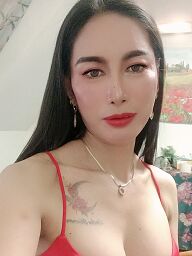 Sara, Bratislava - Nové Mesto, 32 rokov