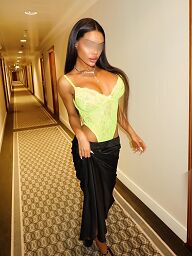 Tiffany, Bratislava - Stare Mesto, 19 years