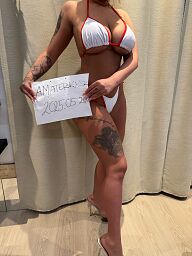Madison Moore, Bratislava - Ruzinov, 22 years